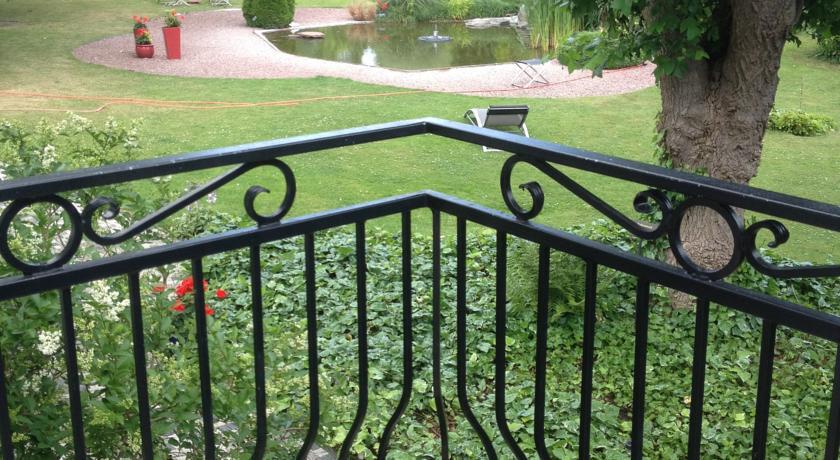 Solrosen I Simrishamn - Oesterlen الغرفة الصورة